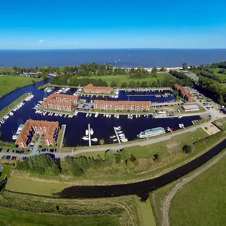 An Der Ostsee Mit Blick Auf Den Yachthafen 아파트 *